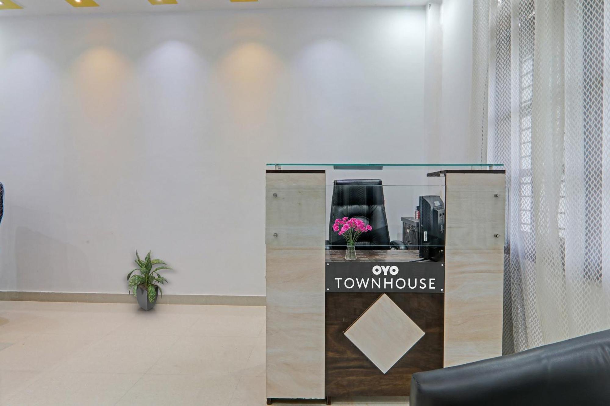 Townhouse Relax Inn Chinhat Zewnętrze zdjęcie
