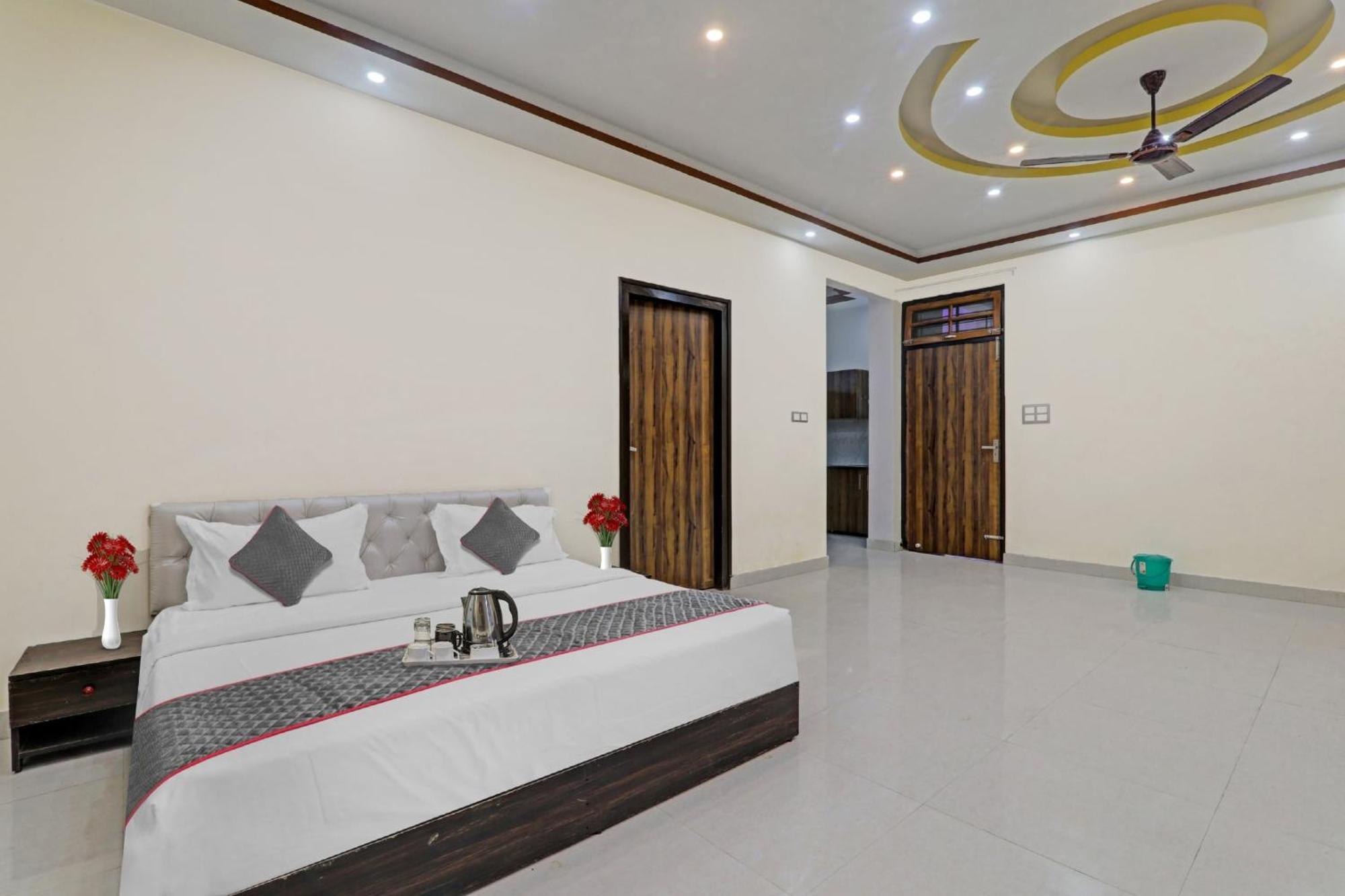 Townhouse Relax Inn Chinhat Zewnętrze zdjęcie