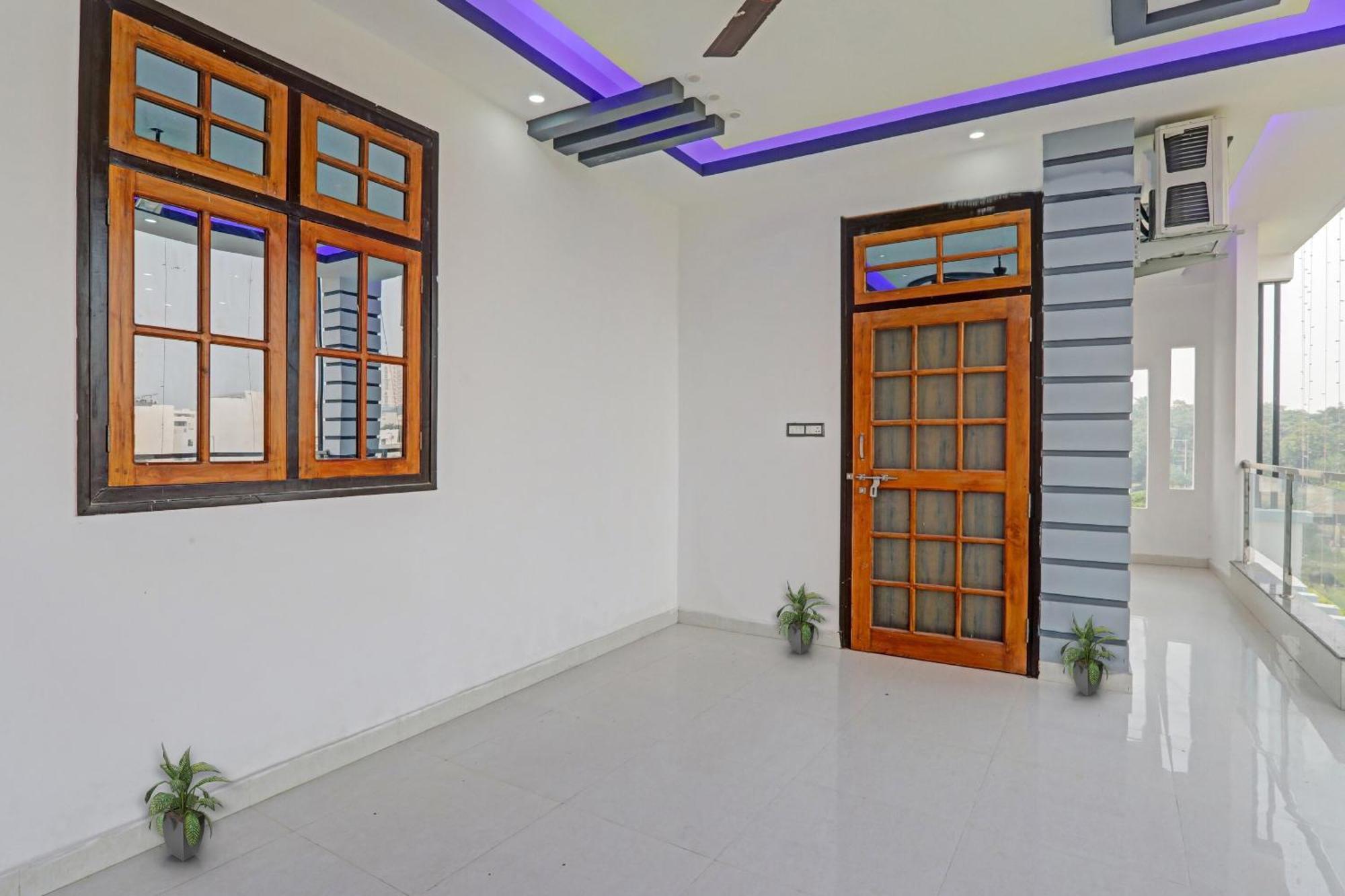 Townhouse Relax Inn Chinhat Zewnętrze zdjęcie