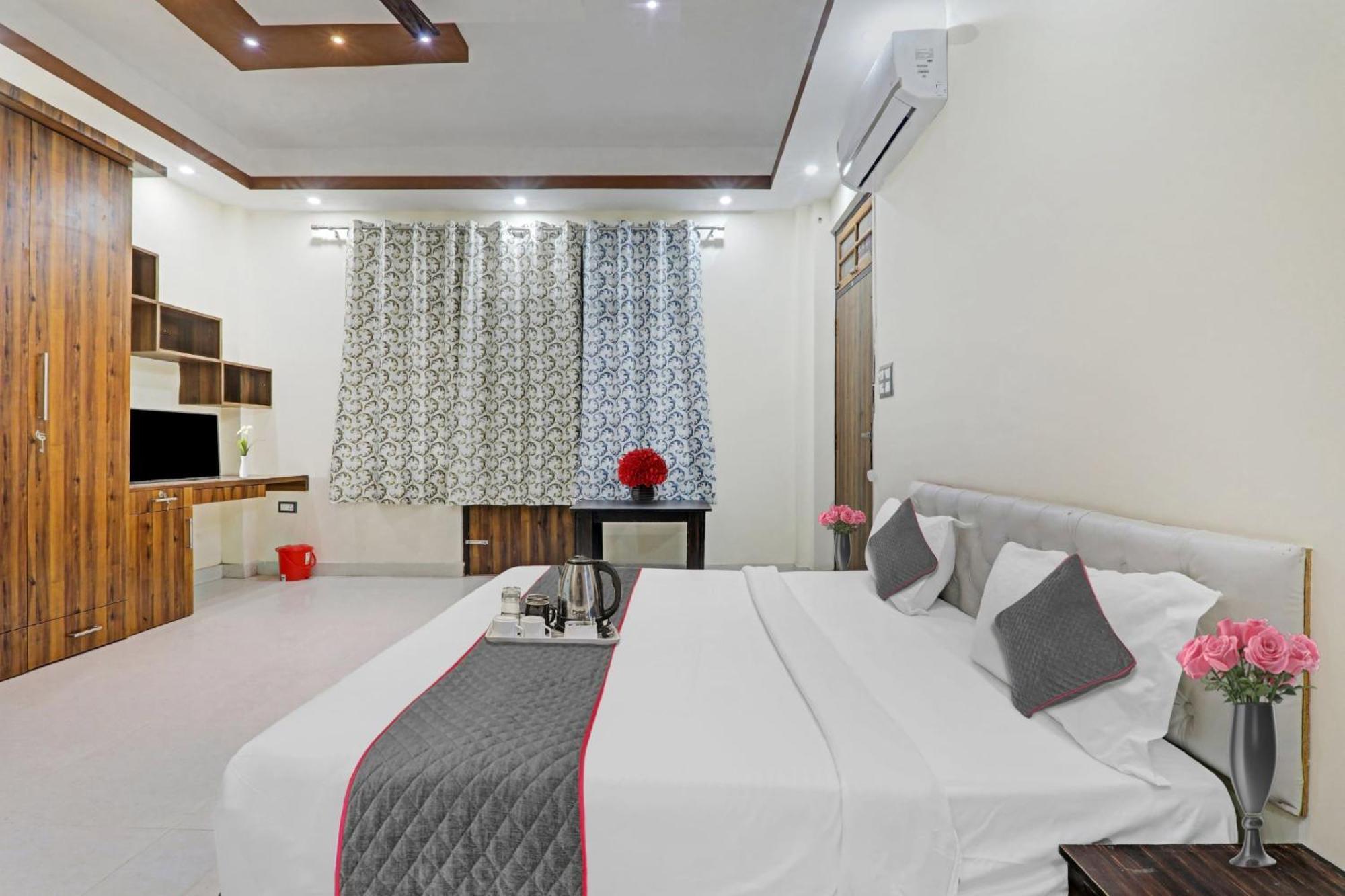 Townhouse Relax Inn Chinhat Zewnętrze zdjęcie